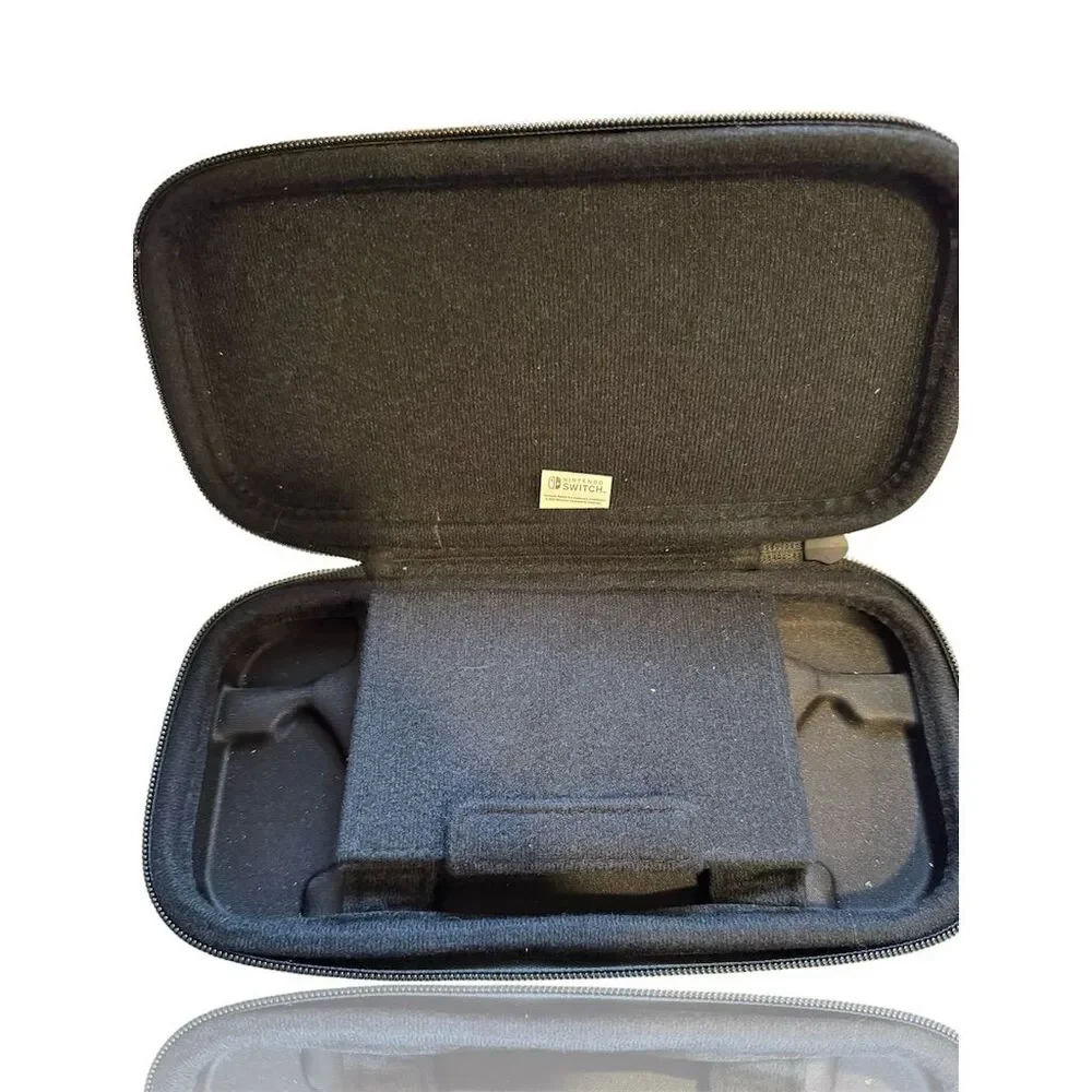 Nintendo Switch Animal Crossing New Horizons Green Carrying Case